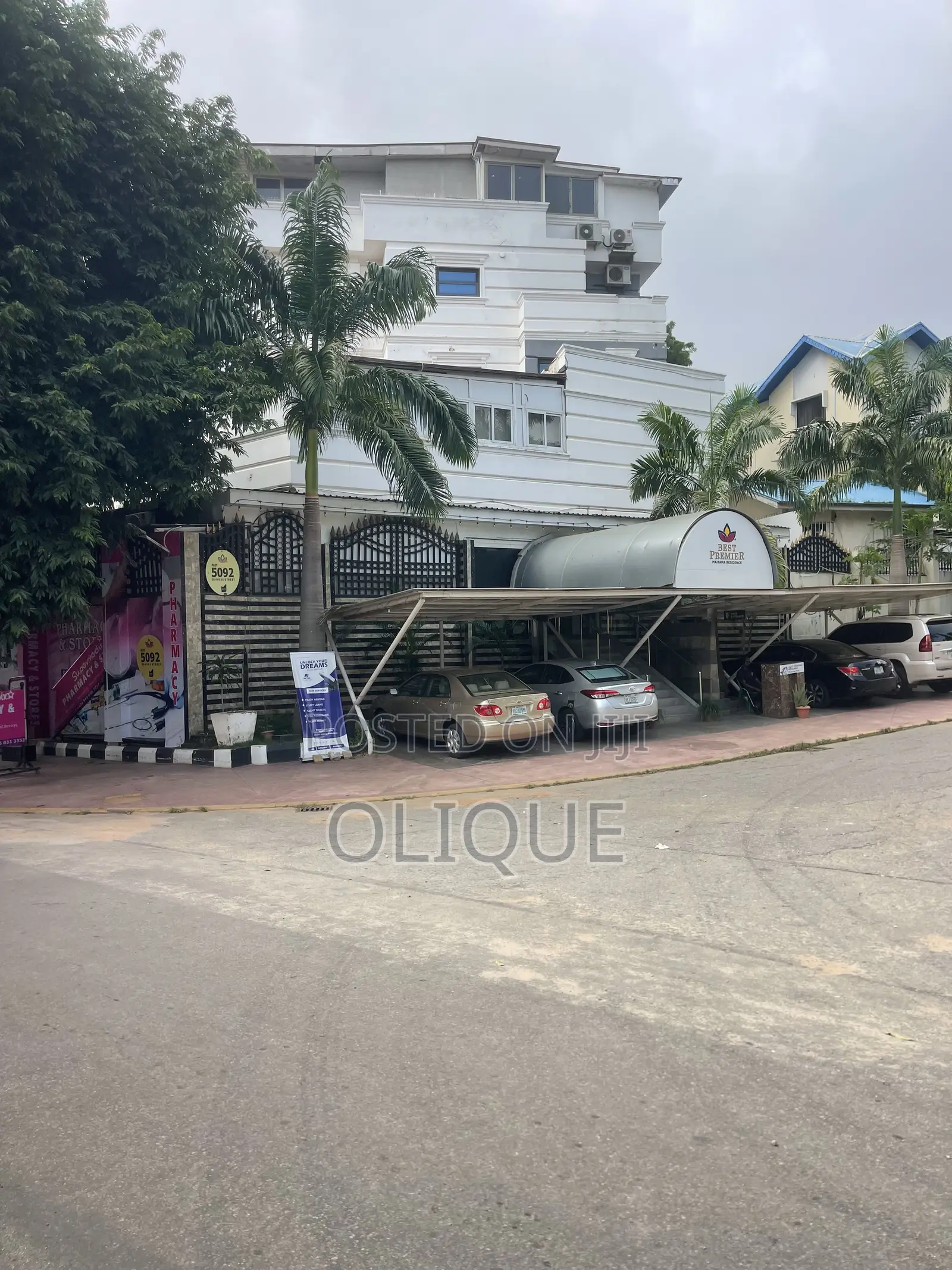 27rooms Apartments or Hotel Available With Good Facilities in Maitama