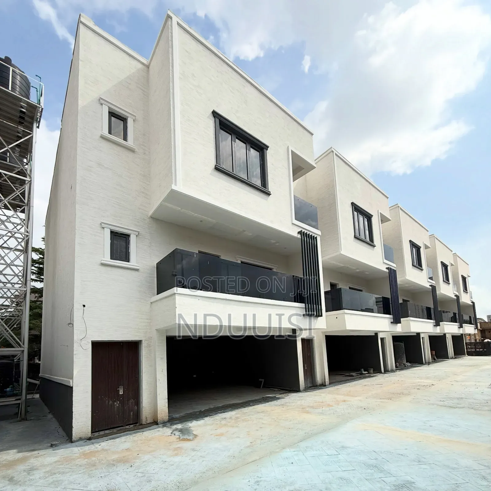 5bdrm Townhouse/Terrace in Guzape District for sale in Guzape District