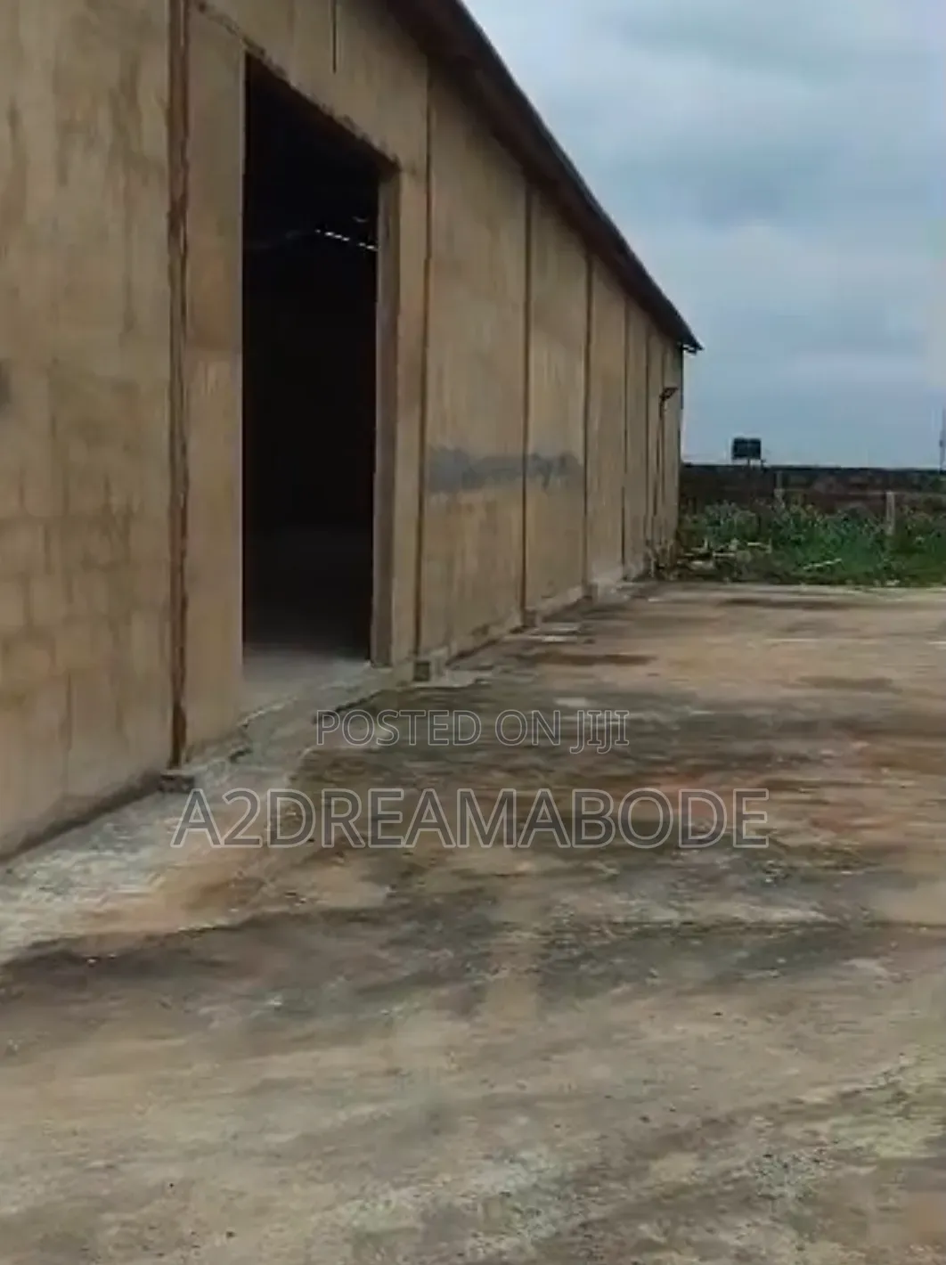 Nicely Placed Warehouse in Obafemi-Owode