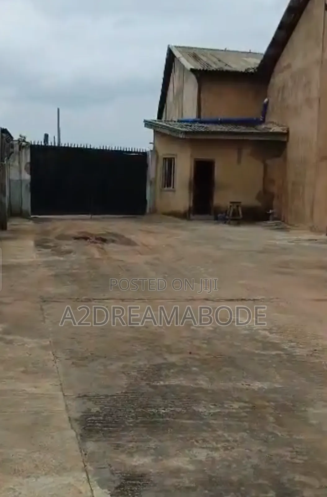 Nicely Placed Warehouse in Obafemi-Owode