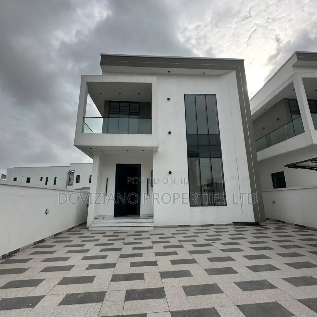 4bdrm Duplex in Off Lekki-Epe Expressway for sale in Off Lekki-Epe Expressway