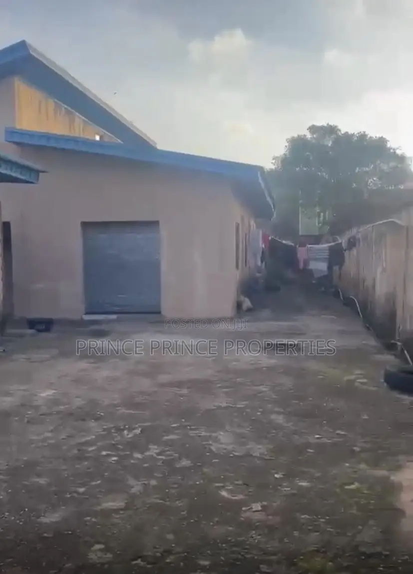 4bdrm Bungalow in Mojisola Alapinna, Ijegun for sale in Ijegun