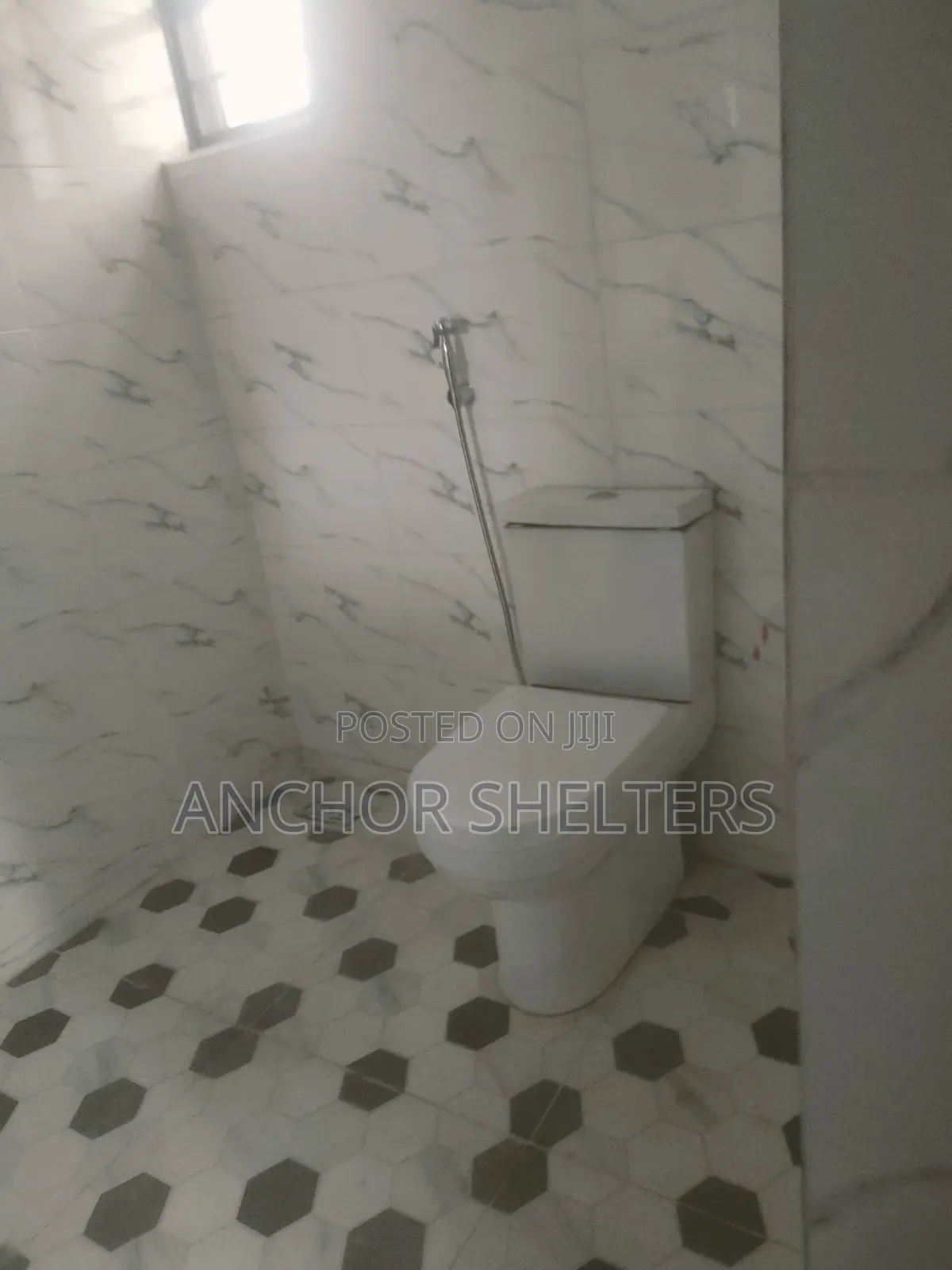 3bdrm Block of Flats in Jedo Road, Sabon Lugbe for rent in Sabon Lugbe