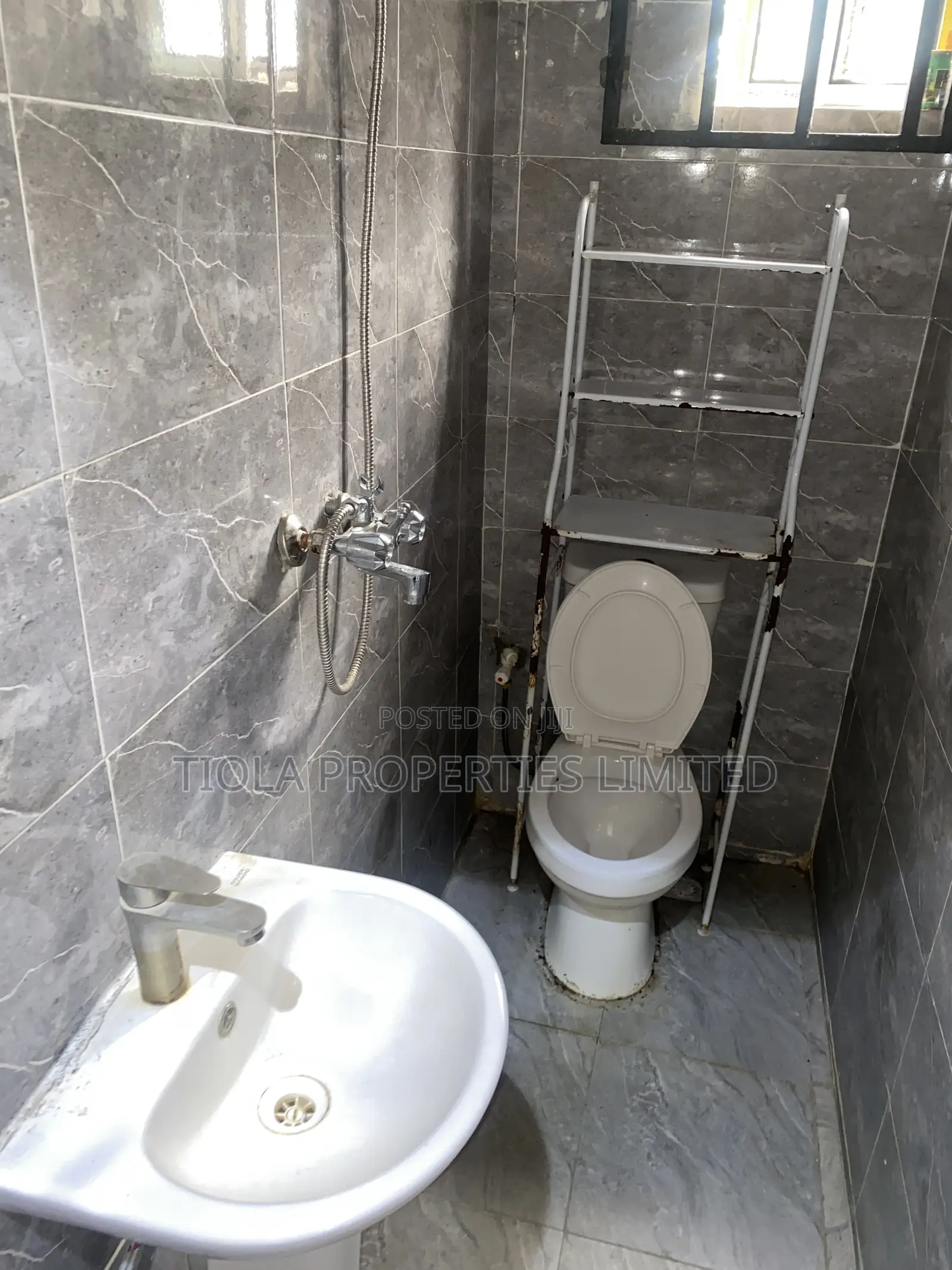 Studio Apartment in Lighthouse Estate, Sabon Lugbe for rent in Sabon Lugbe