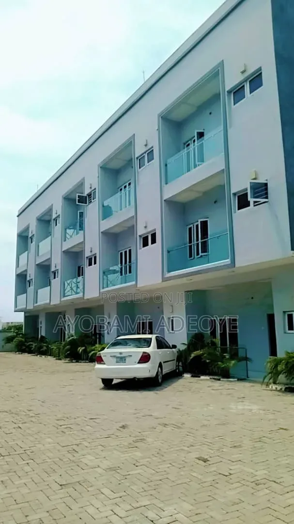 4bdrm Duplex in Ovation Terrance, Abraham Adesanya Estate for rent in Abraham Adesanya Estate