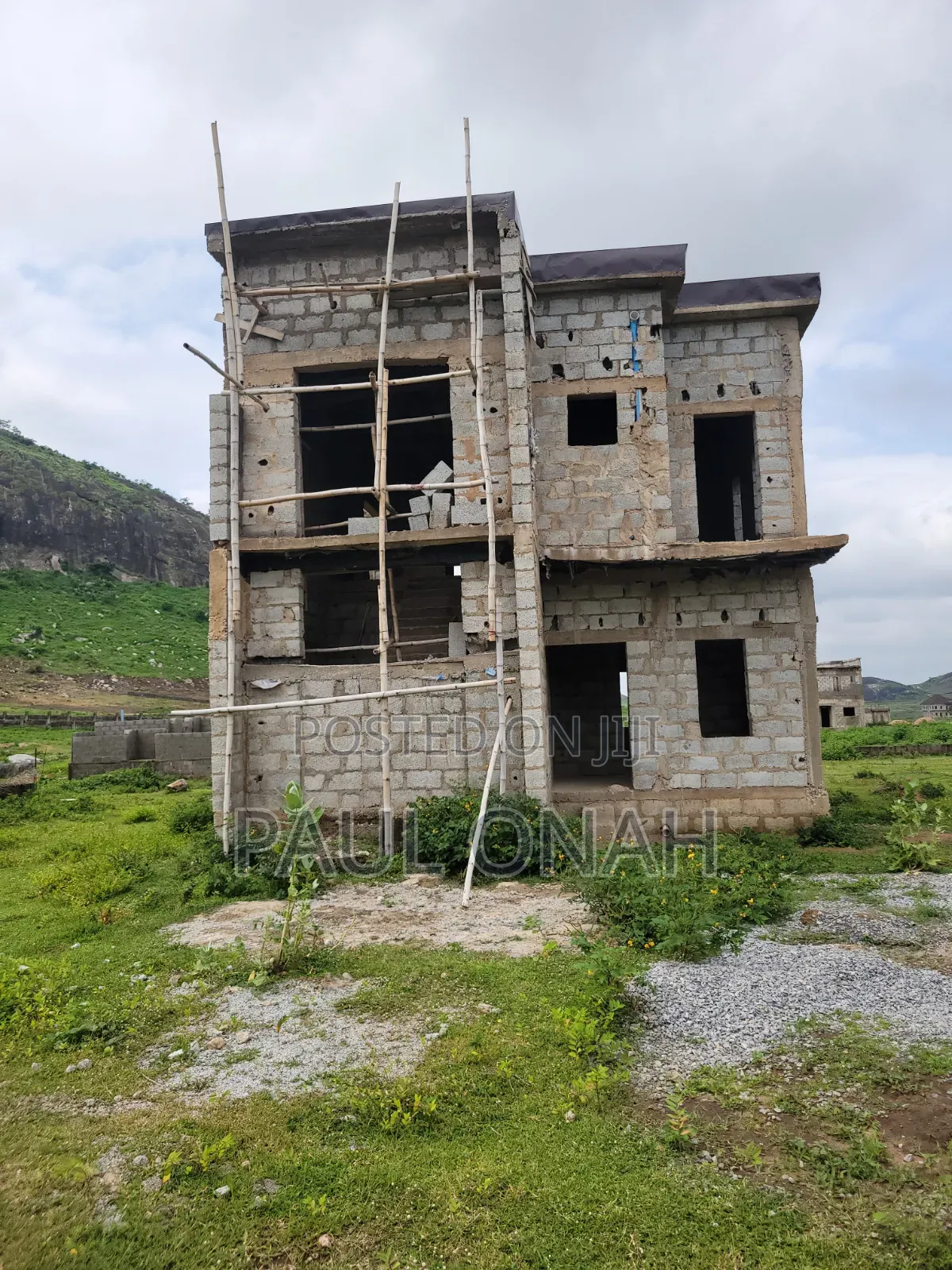 4bdrm Duplex in Aco, Wasa for sale in Wasa