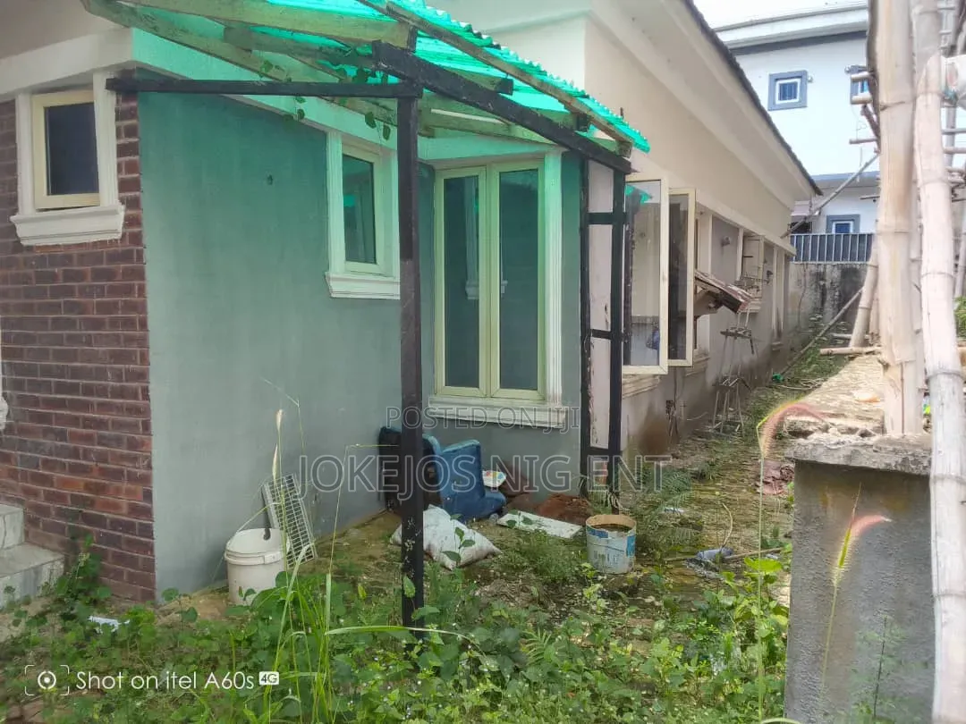 3bdrm Bungalow in Thomas Estate Ajah for sale in Thomas Estate