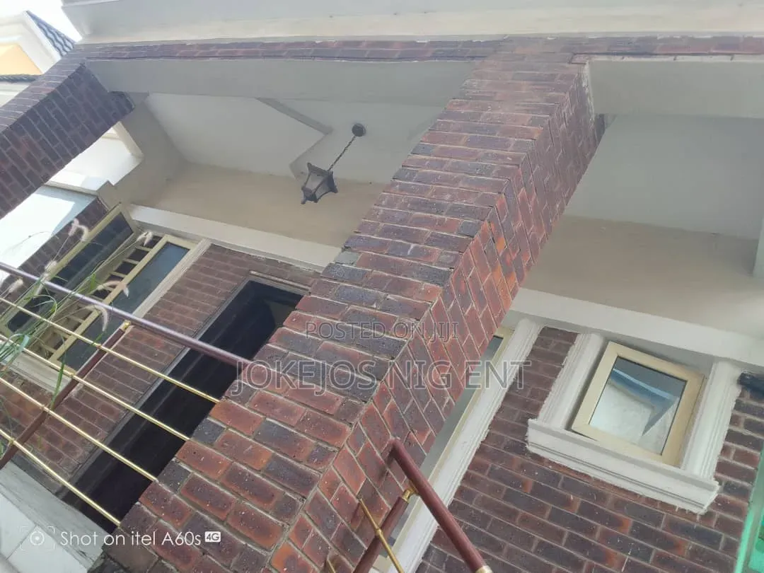 3bdrm Bungalow in Thomas Estate Ajah for sale in Thomas Estate