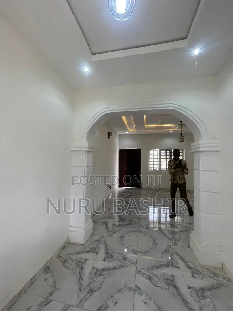 3bdrm Bungalow in Ireakari, Akala Express for rent in Akala Express