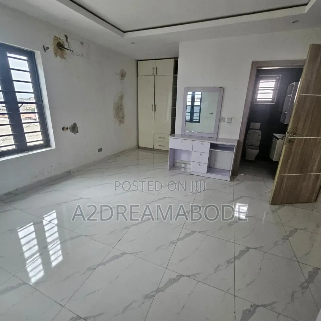 4bdrm Duplex in Magodo, GRA Phase 2 Shangisha for rent in GRA Phase 2 Shangisha