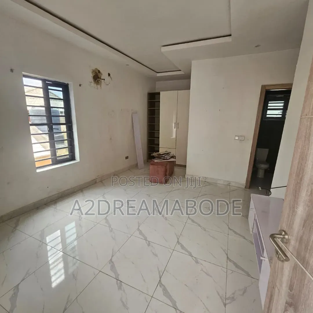 4bdrm Duplex in Magodo, GRA Phase 2 Shangisha for rent in GRA Phase 2 Shangisha