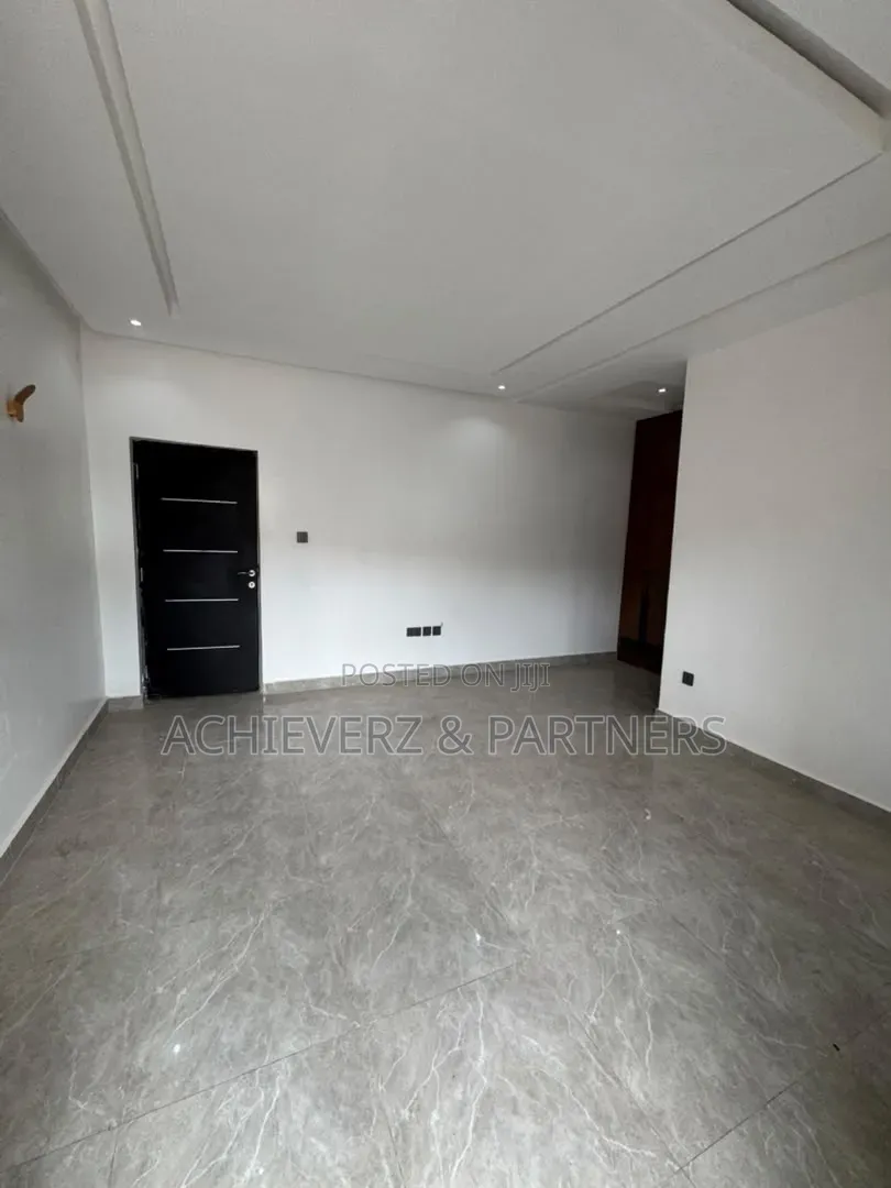 3bdrm Duplex in Asokoro for rent in Asokoro