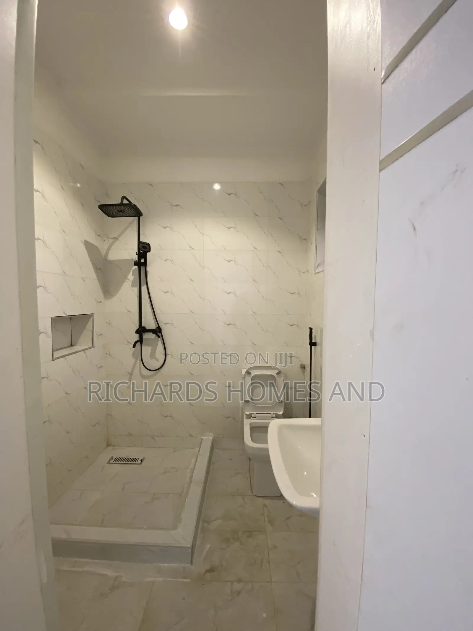 2bdrm Apartment in Ikate Lekki for sale in Ikate