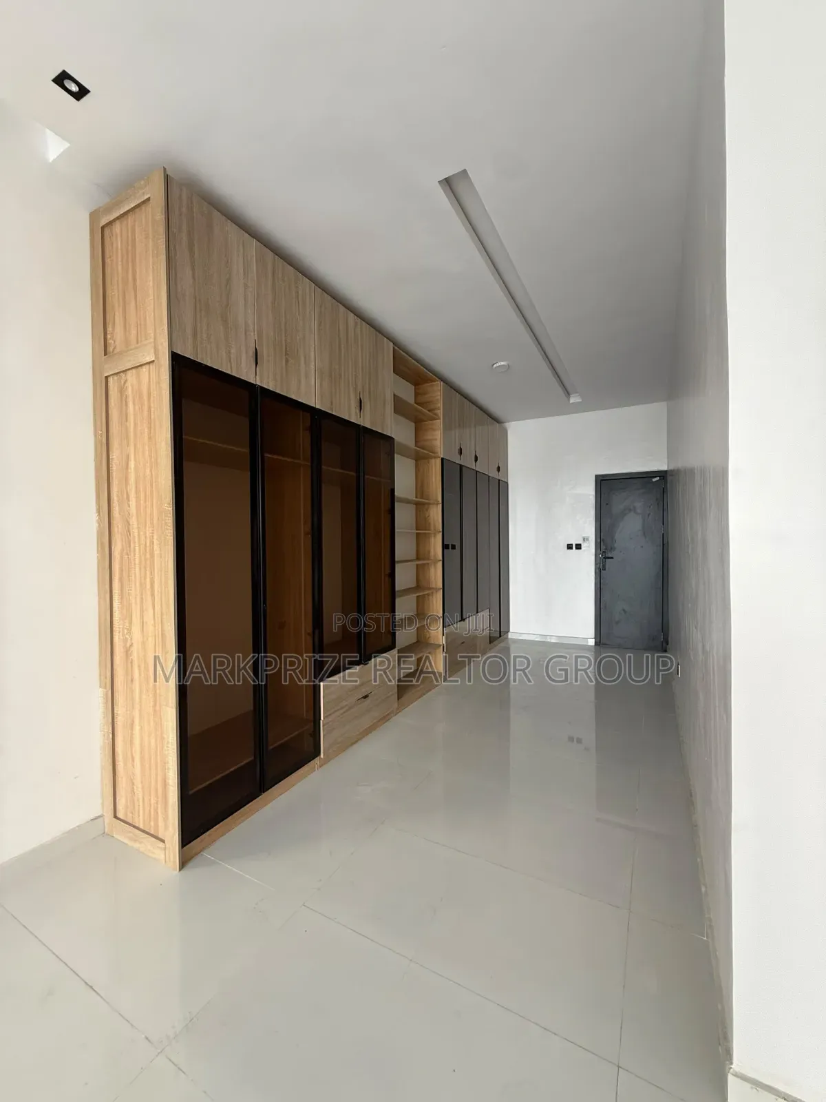 5bdrm Duplex in Ajah Lekki Lagos for sale in VGC / Ajah