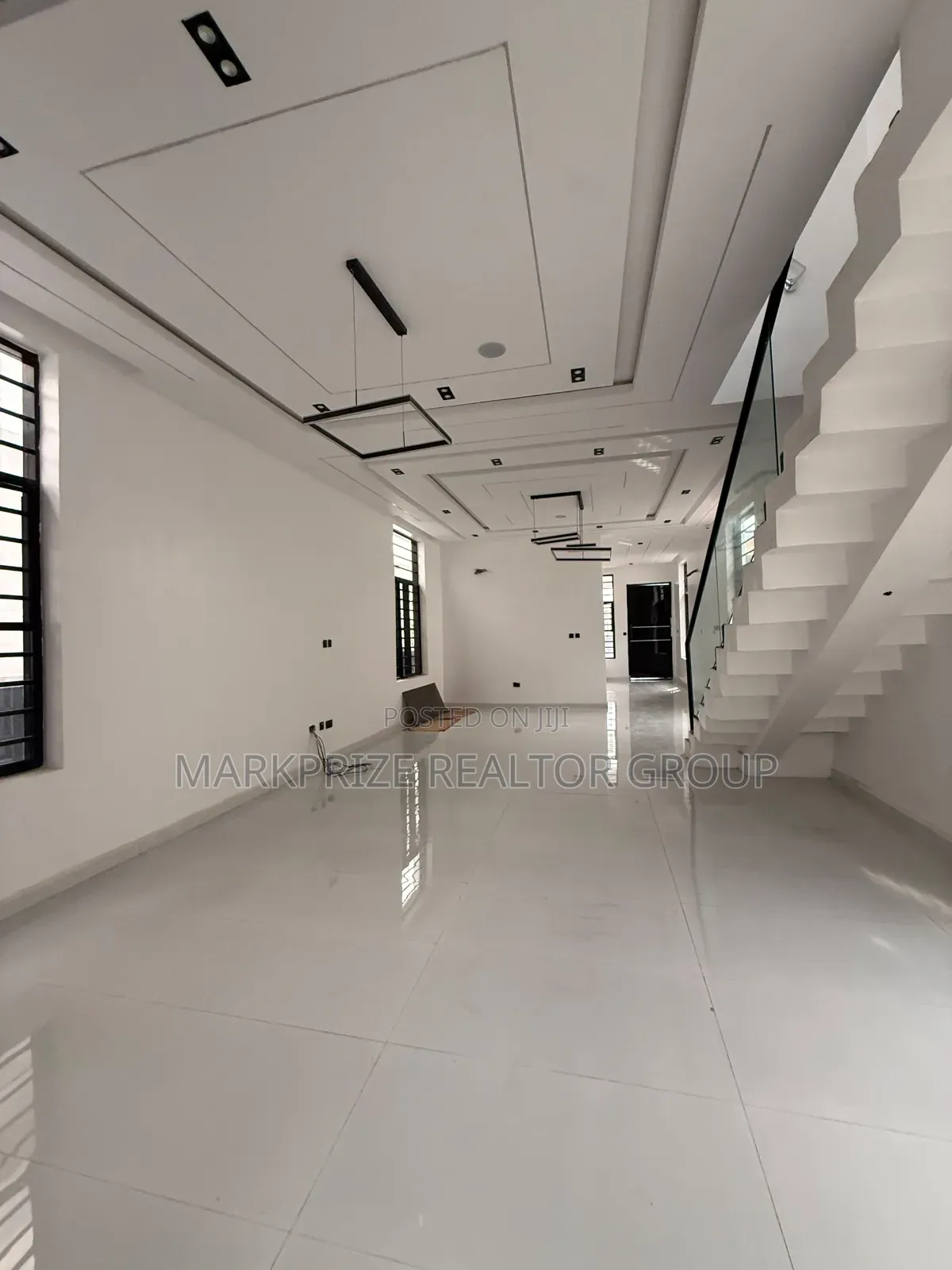 5bdrm Duplex in Ajah Lekki Lagos for sale in VGC / Ajah