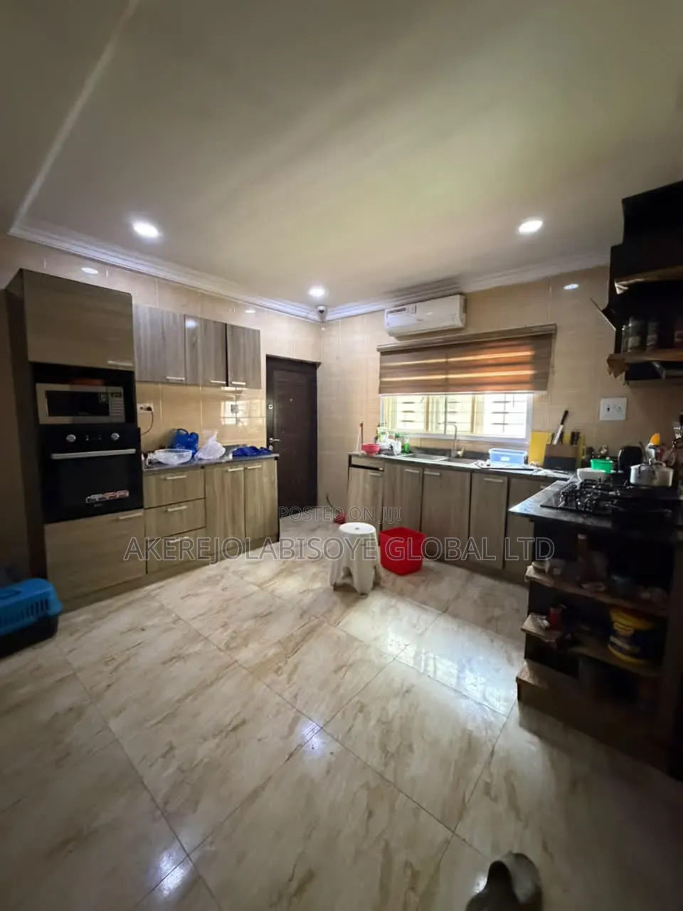 4bdrm Duplex in River Park Lugbe for sale in Sabon Lugbe