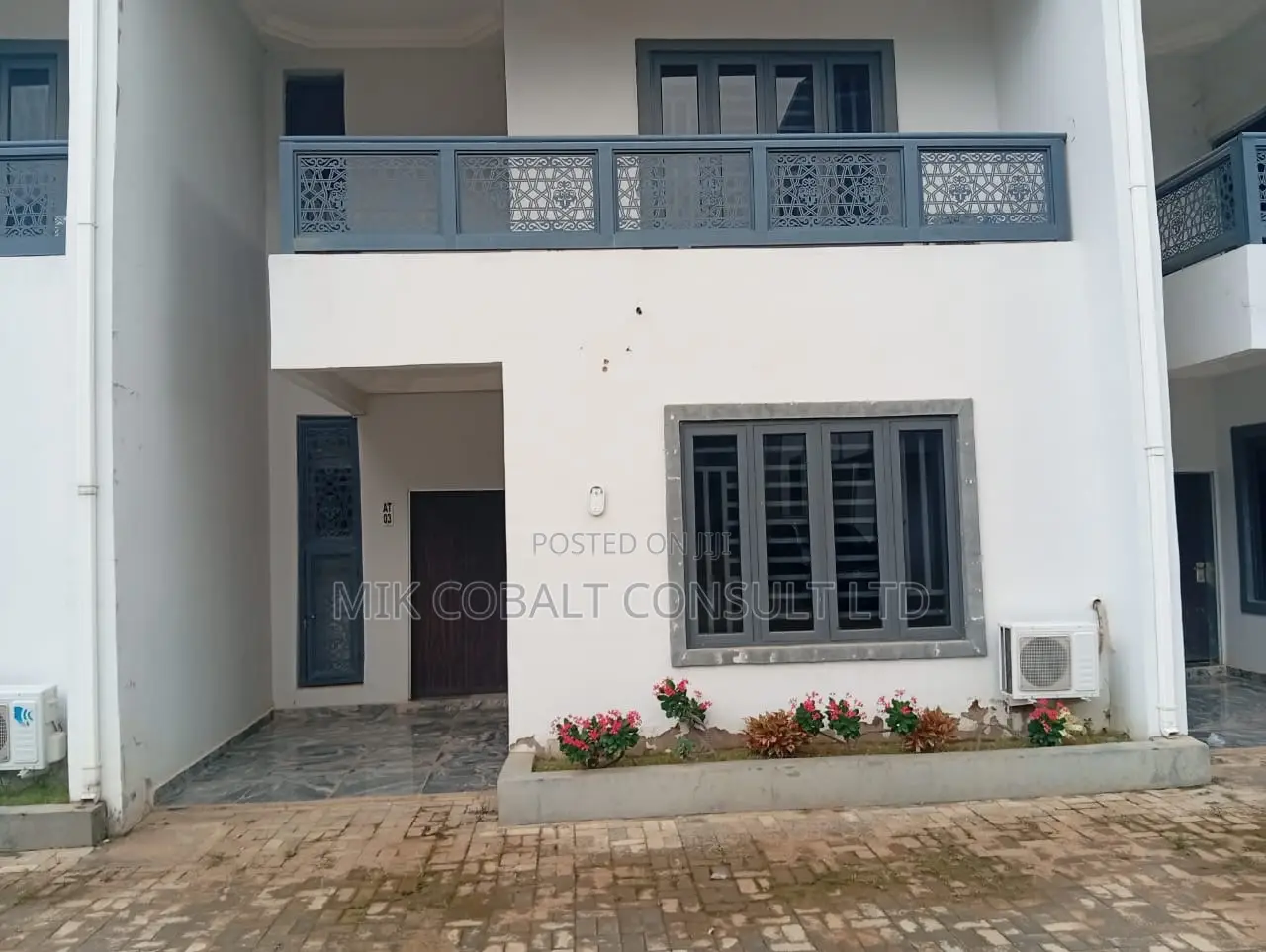 4bdrm Duplex in By Magistrate Court, Life Camp for rent in Life Camp