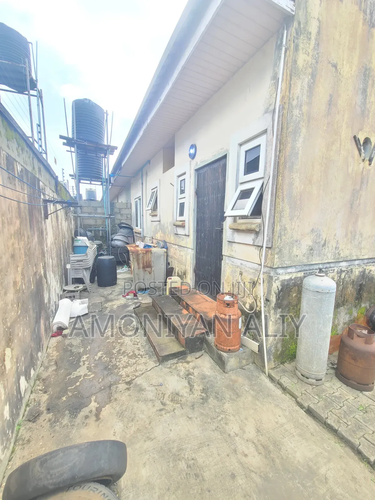 2bdrm Bungalow in Abraham Adesanya, Off Lekki-Epe Expressway for sale in Off Lekki-Epe Expressway