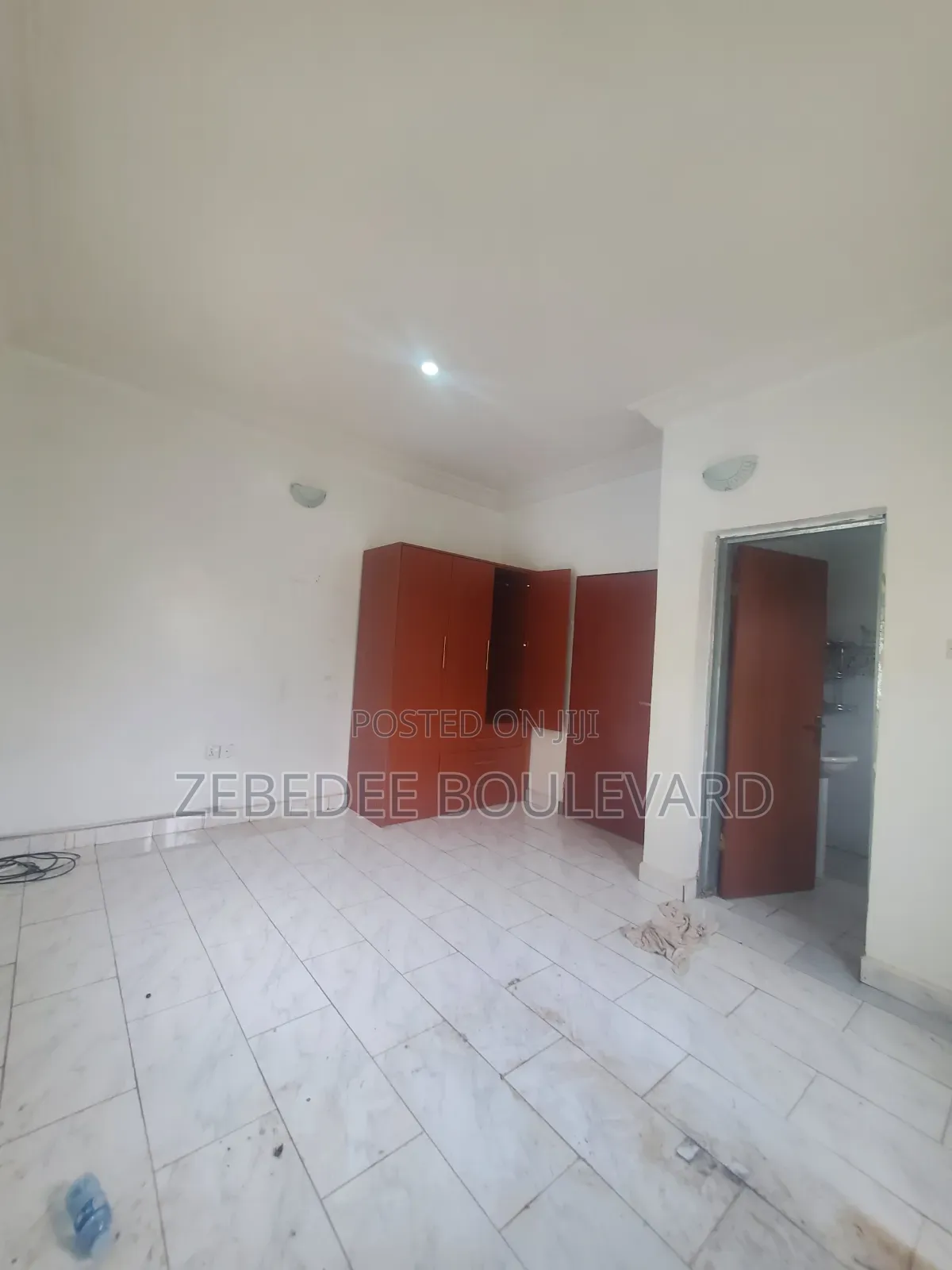 2bdrm Block of Flats in Durumi for rent in Durumi