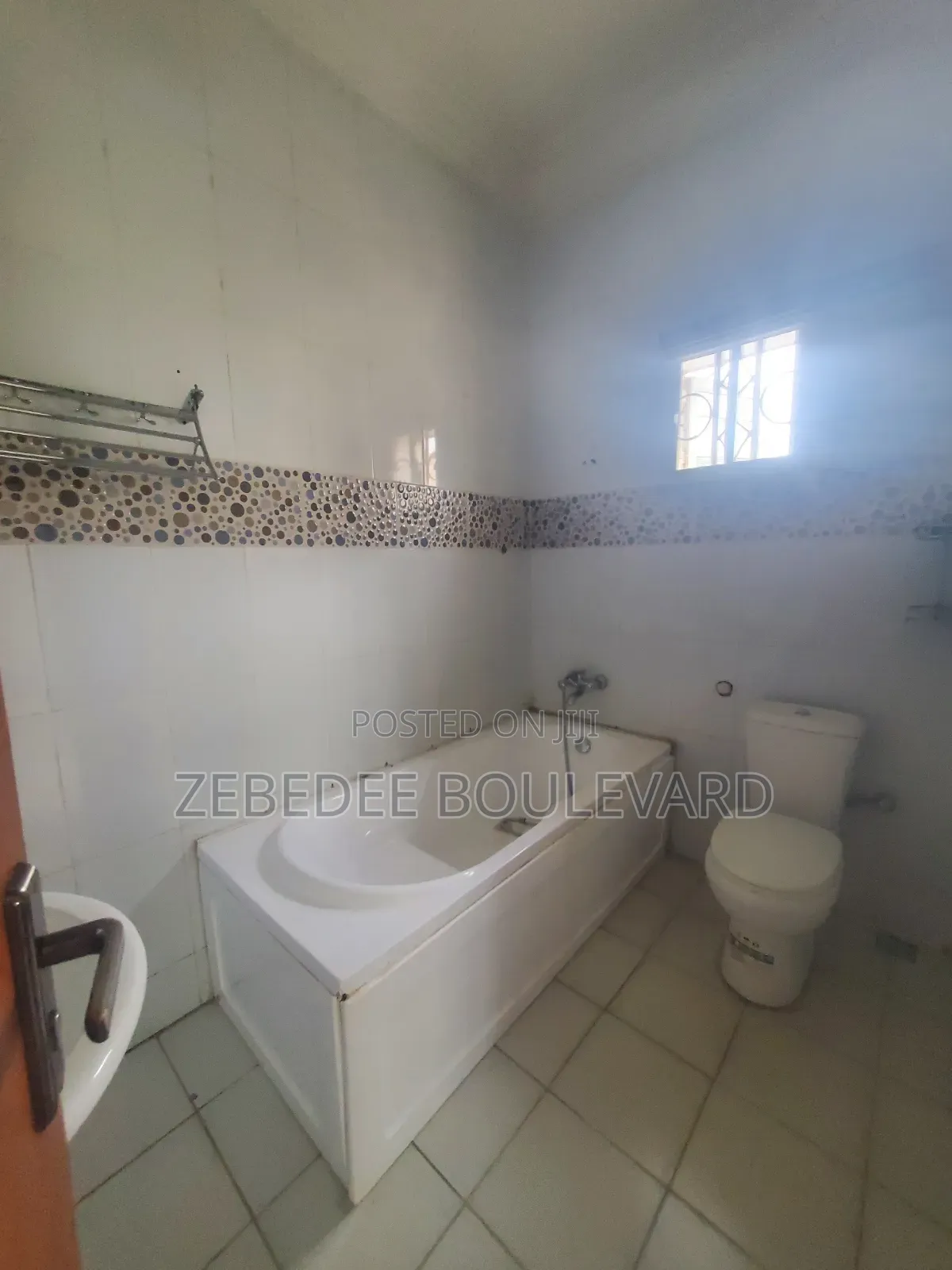 2bdrm Block of Flats in Durumi for rent in Durumi