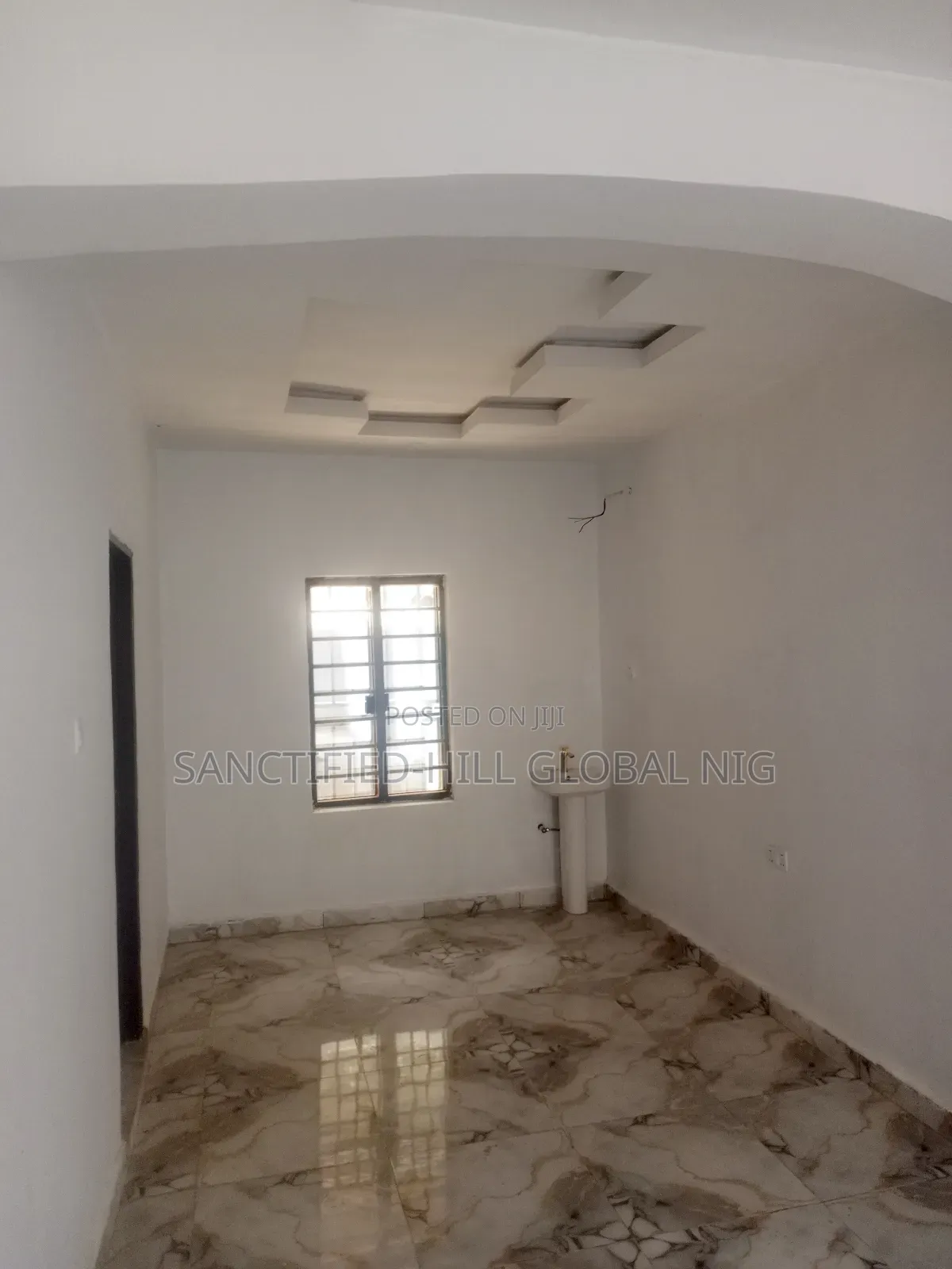 2bdrm Duplex in Back Of Becky1, City for rent in Karu