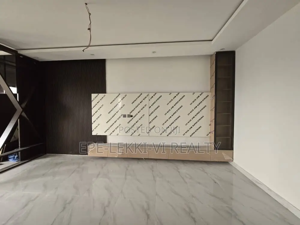 3bdrm Apartment in Ikoyi for rent in Ikoyi