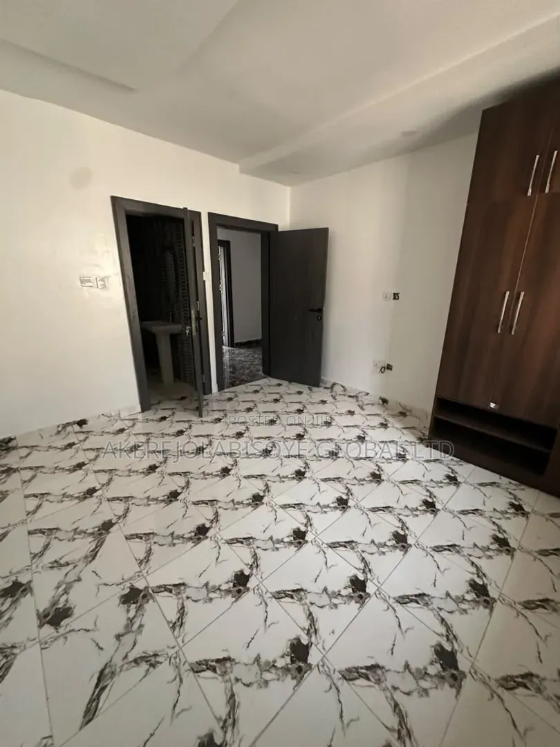 4bdrm Duplex in In An Estate for rent in Life Camp