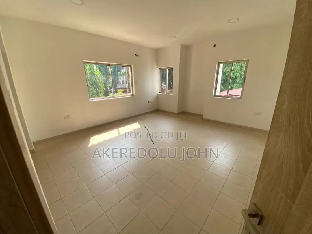 12bdrm Duplex in Maitama for rent in Maitama