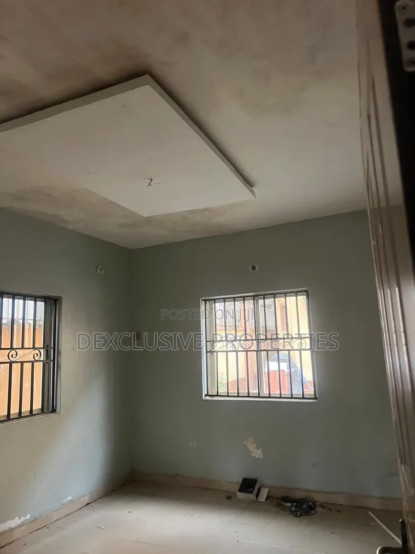 3bdrm Block of Flats in Ogunye Zone, GRA Phase 2 Shangisha for rent in GRA Phase 2 Shangisha