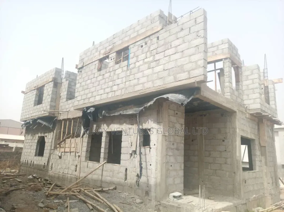4bdrm Duplex in Aiben Estate, Garki 2 for sale in Garki 2