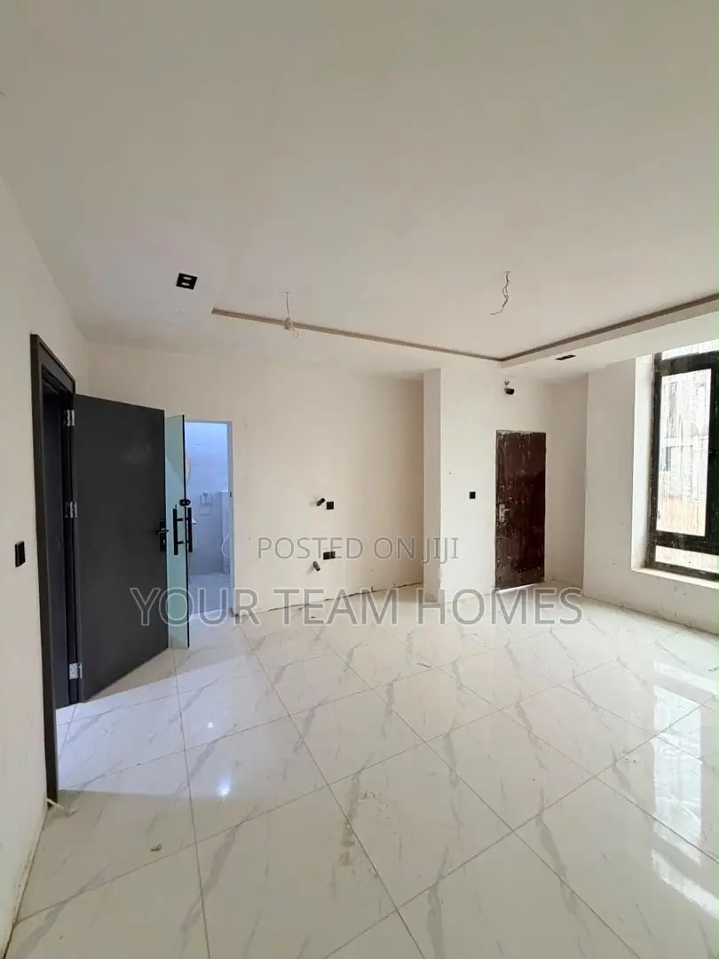 4bdrm Townhouse/Terrace in Wuye for sale in Wuye
