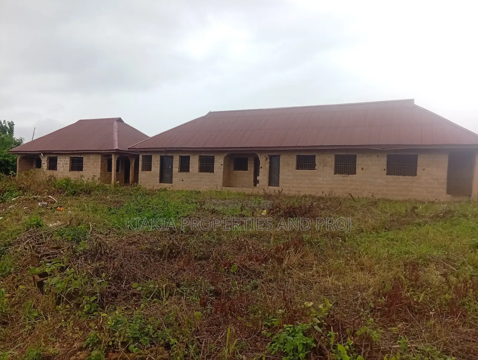 6bdrm Bungalow in Moniya Ojoo for sale in Moniya