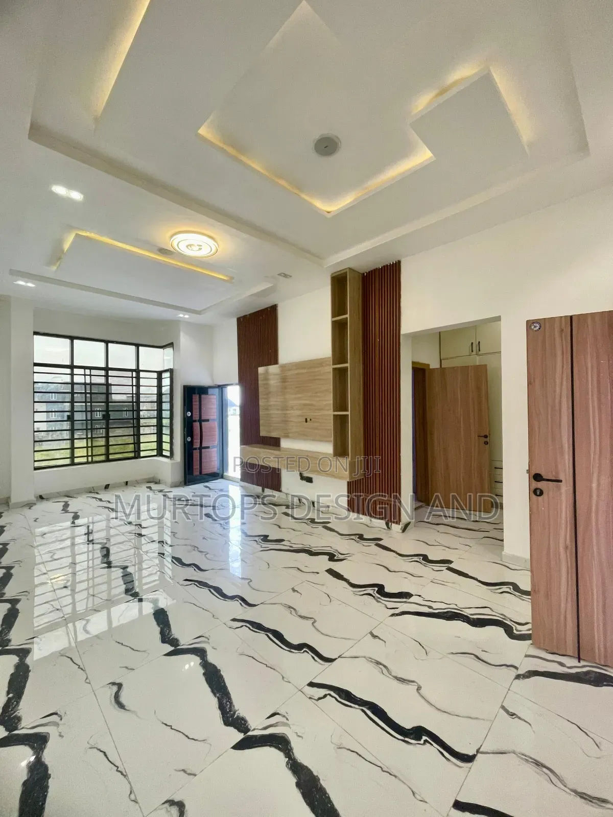 5bdrm Duplex in Royal Garden Estate, Off Lekki-Epe Expressway for sale in Off Lekki-Epe Expressway