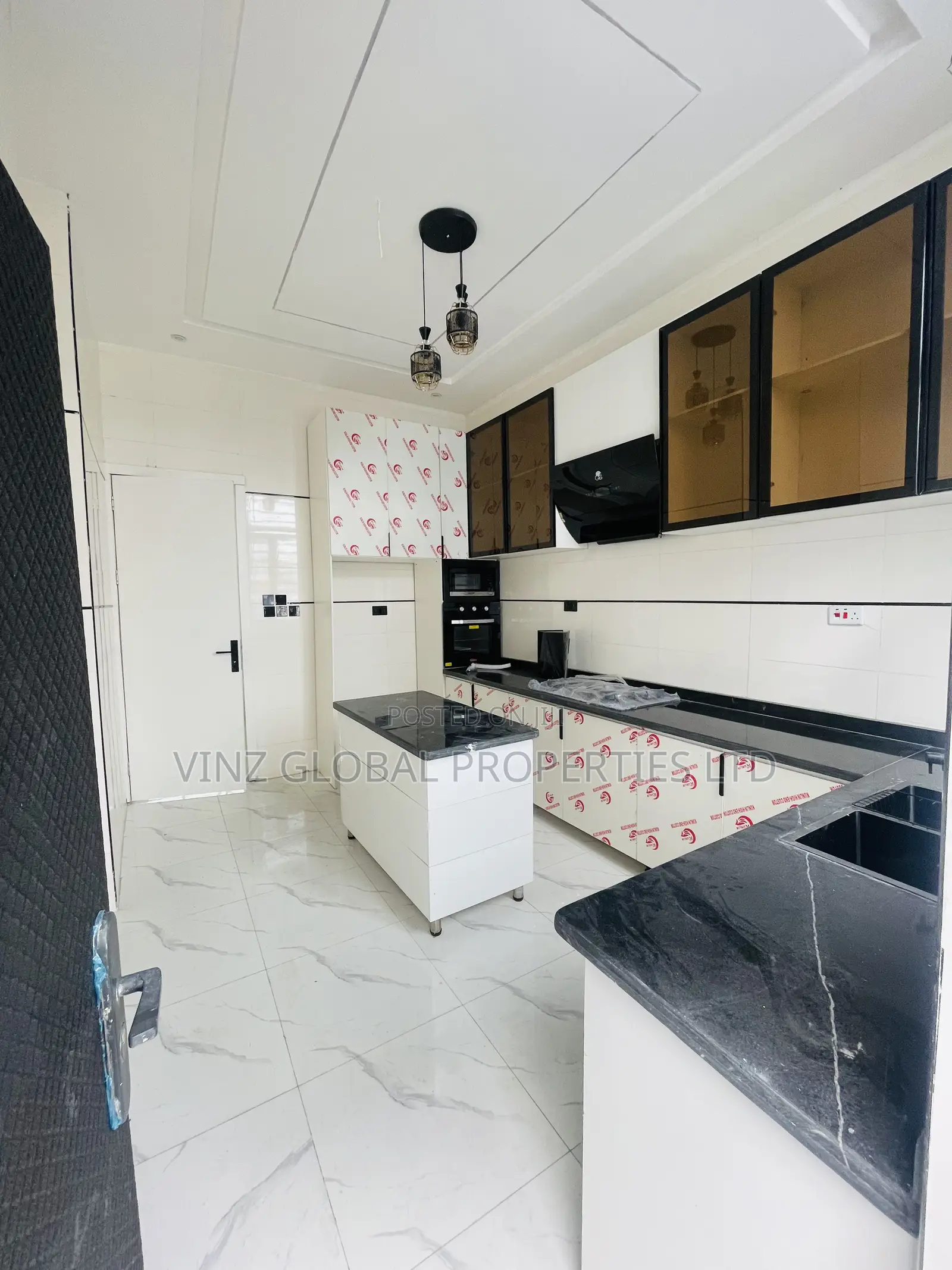 5bdrm Duplex in Ajah for sale in Ajah