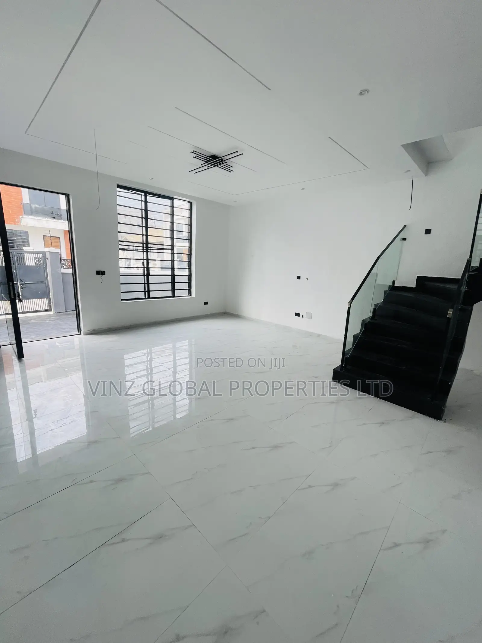 5bdrm Duplex in Ajah for sale in Ajah