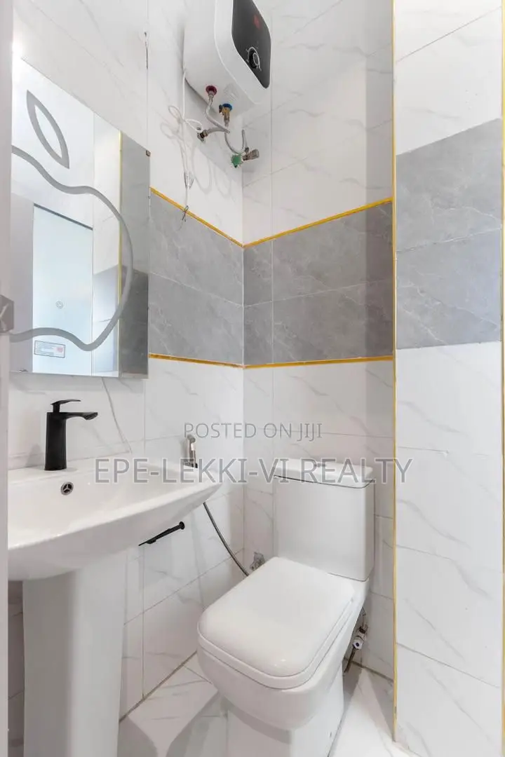 Furnished 2bdrm Apartment in Lekki for sale in Lekki
