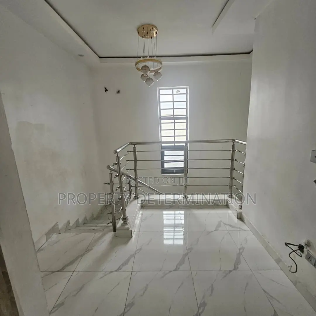 4bdrm Duplex in Magodo for rent in Magodo