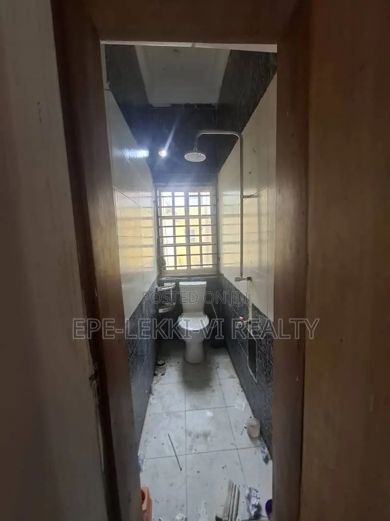 Studio Apartment in Lekki Phase 1 for rent in Lekki Phase 1