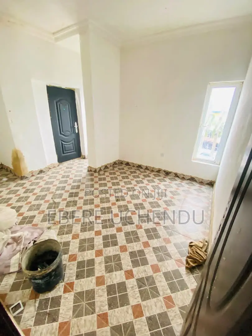 Mini Flat in Randle Avenue for rent in Randle Avenue