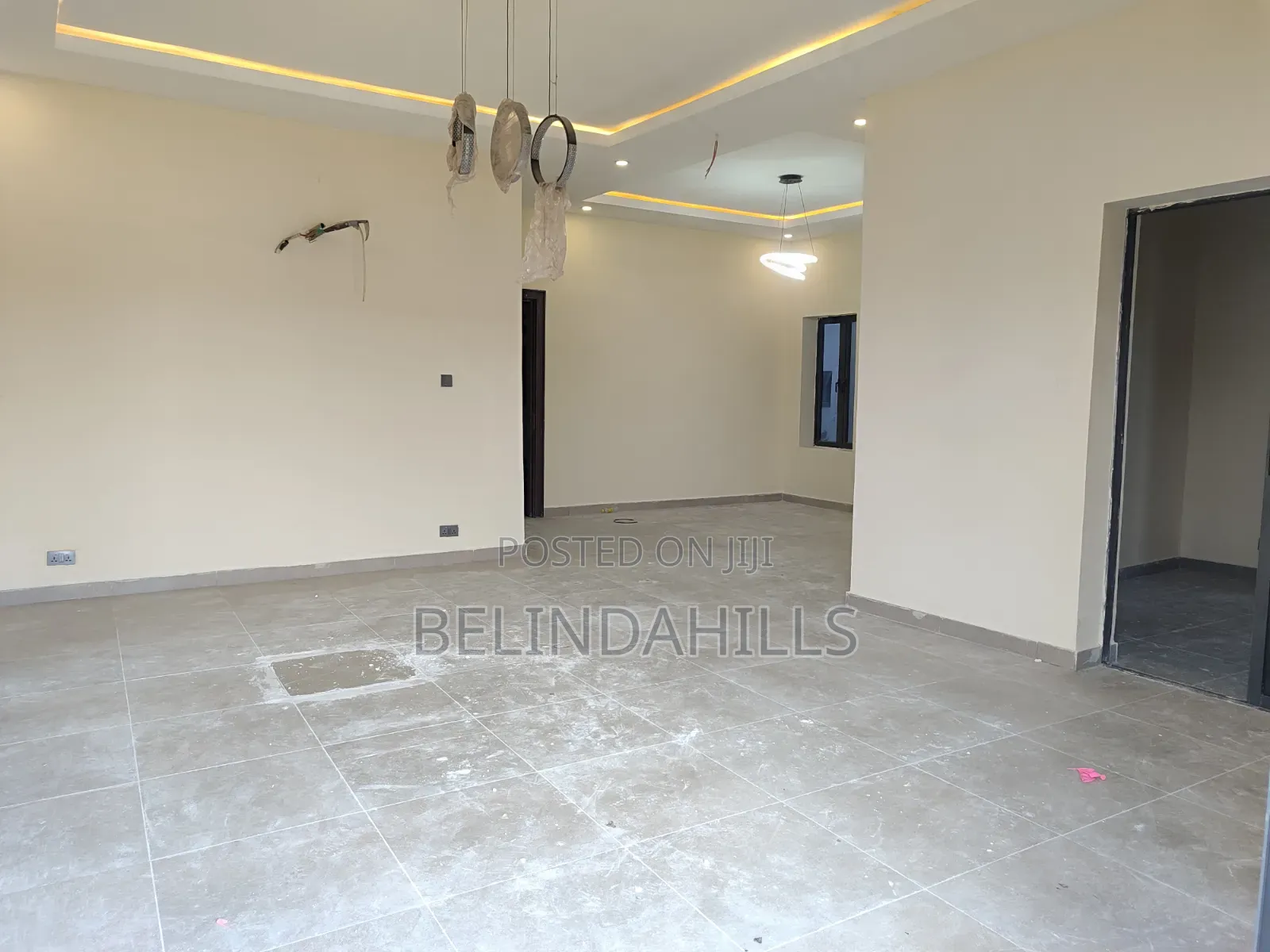 3bdrm Block of Flats in Wuye for rent in Wuye