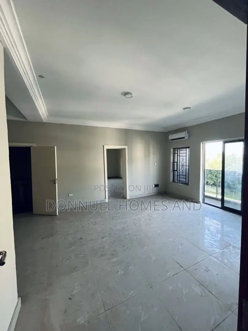 2bdrm Block of Flats in Ikota for rent in Ikota