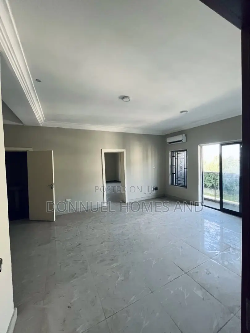 2bdrm Block of Flats in Ikota for rent in Ikota