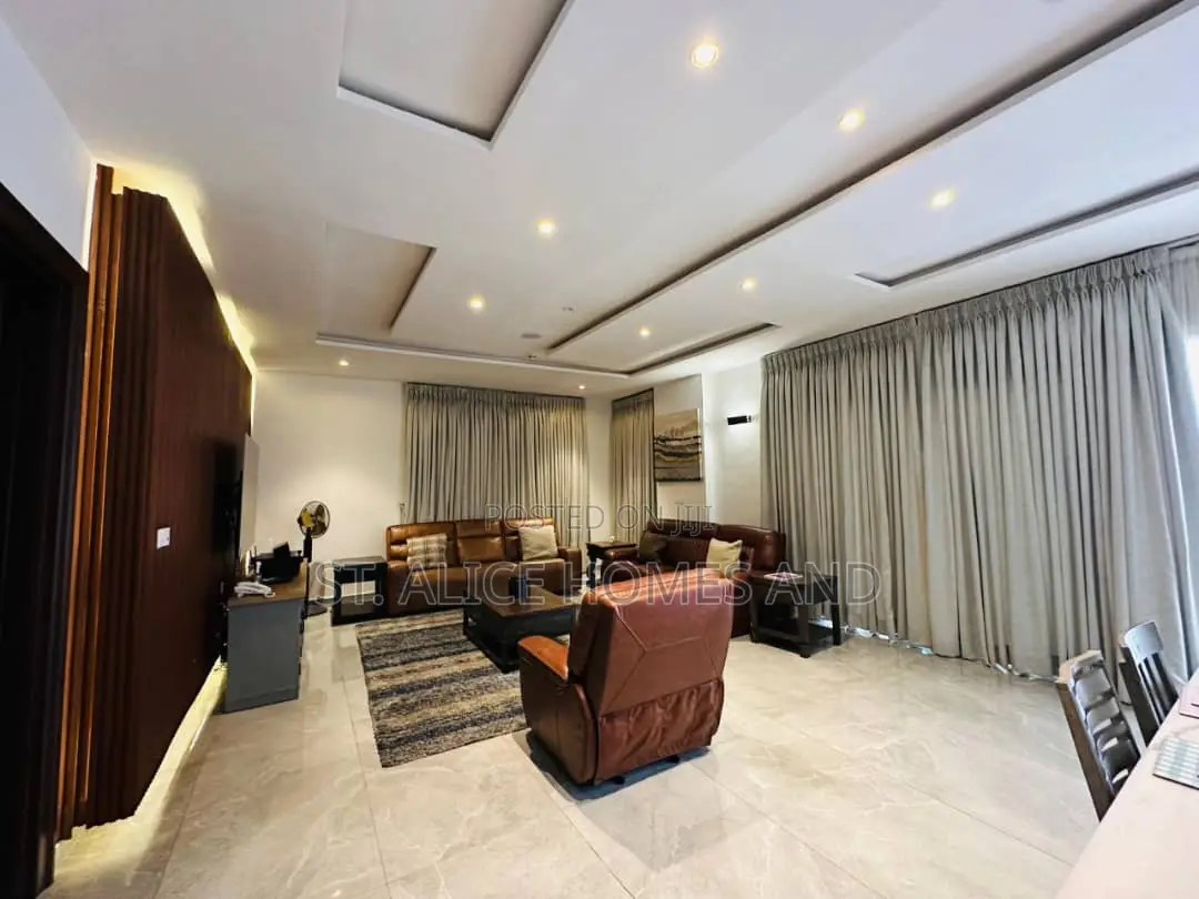 3 Bedroom Apartment With City View Balcony and Washing Machine in Osborne Foreshore Estate