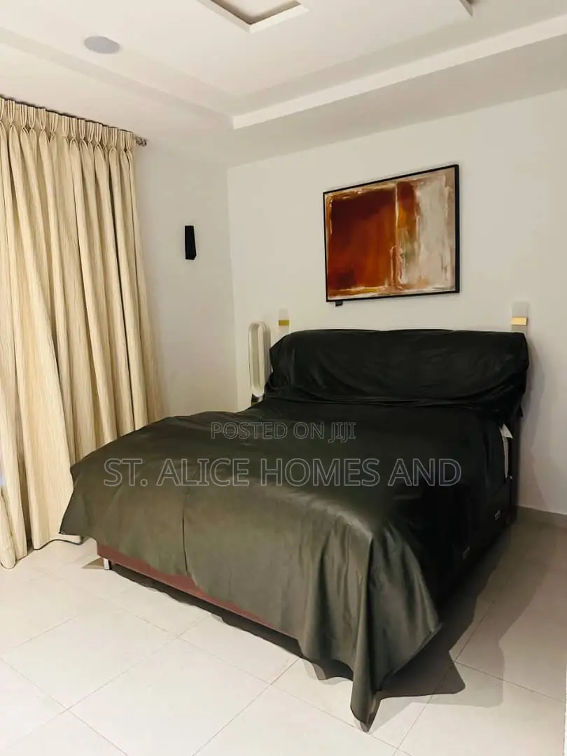 3 Bedroom Apartment With City View Balcony and Washing Machine in Osborne Foreshore Estate