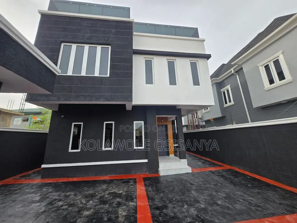 4bdrm Duplex in Gowon, Egbeda for sale in Egbeda
