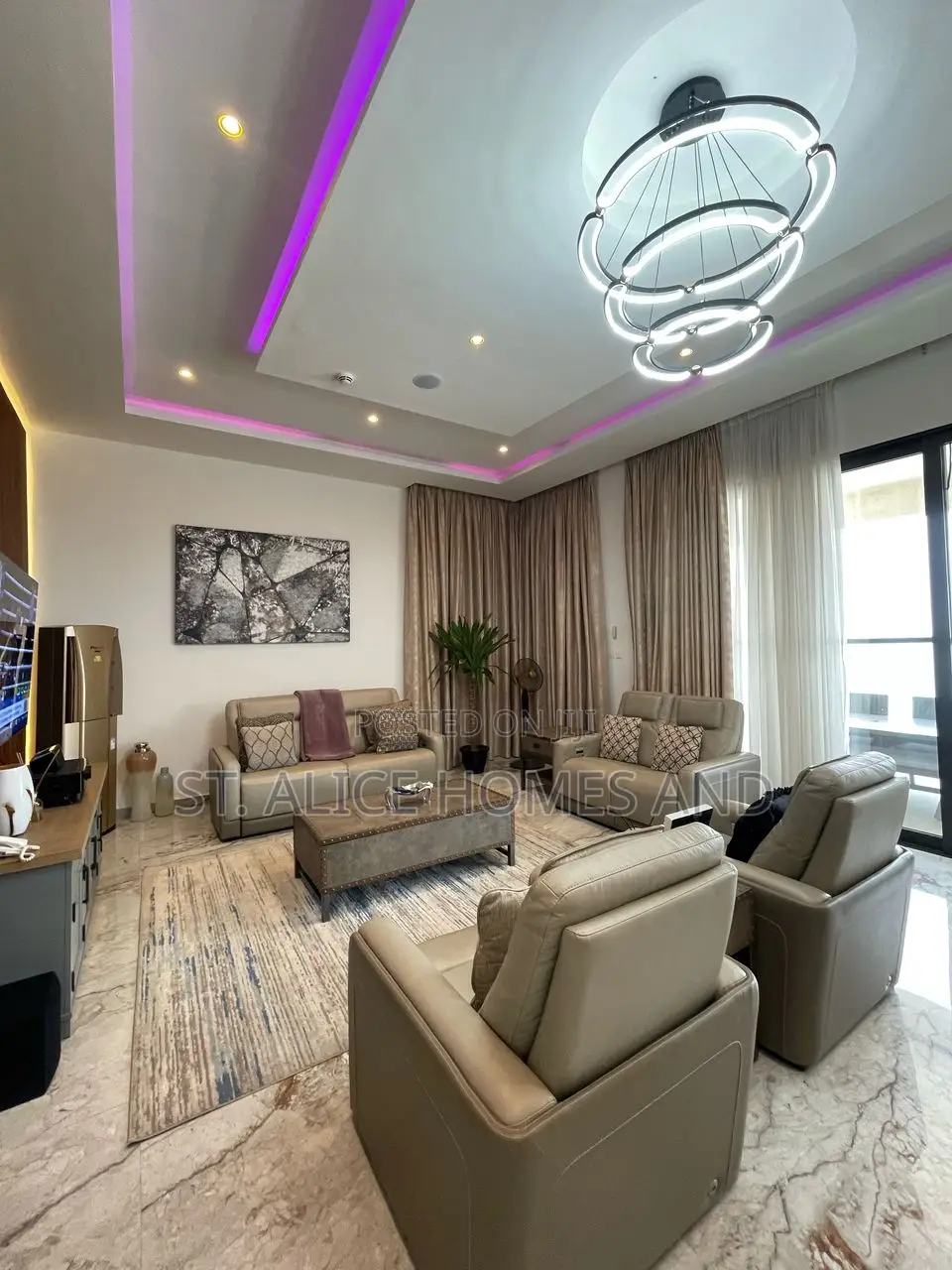 2 Bedroom Apartment With City View Balcony in Osborne Foreshore Estate