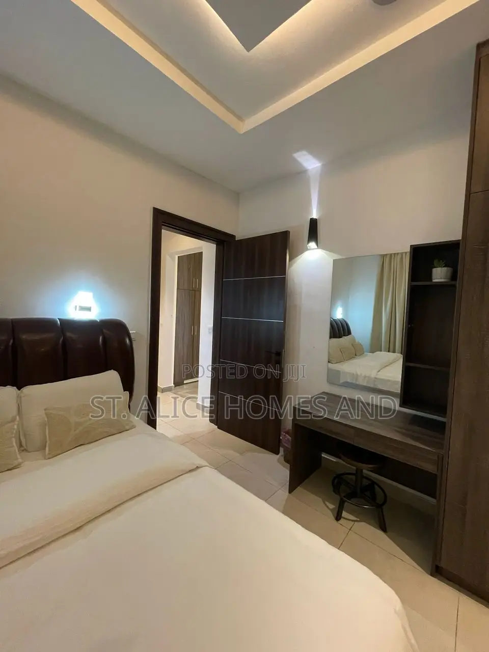 2 Bedroom Apartment With City View Balcony in Osborne Foreshore Estate