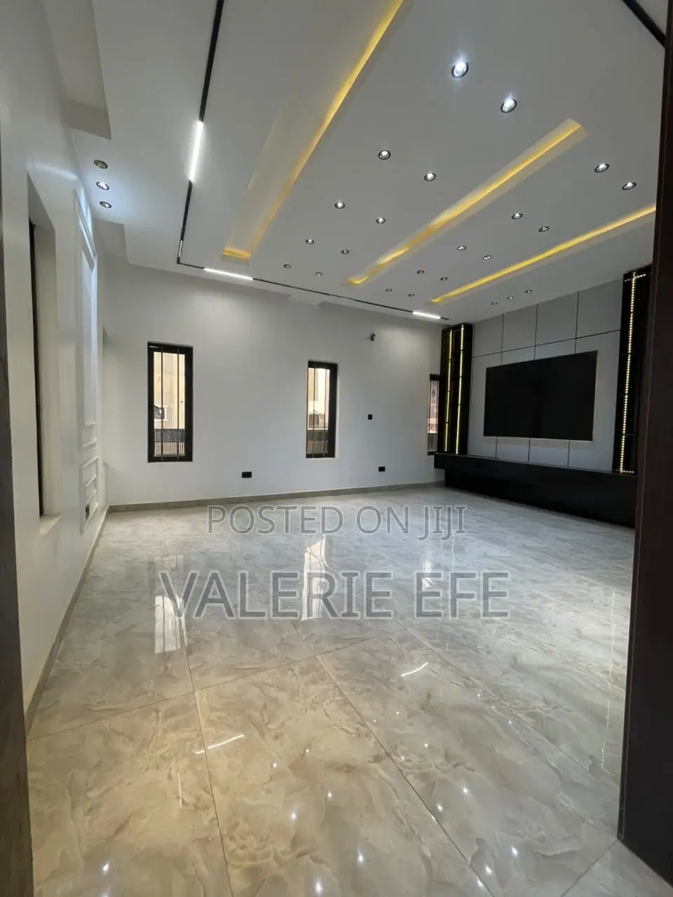 4bdrm Duplex in Gaduwa for sale in Gaduwa