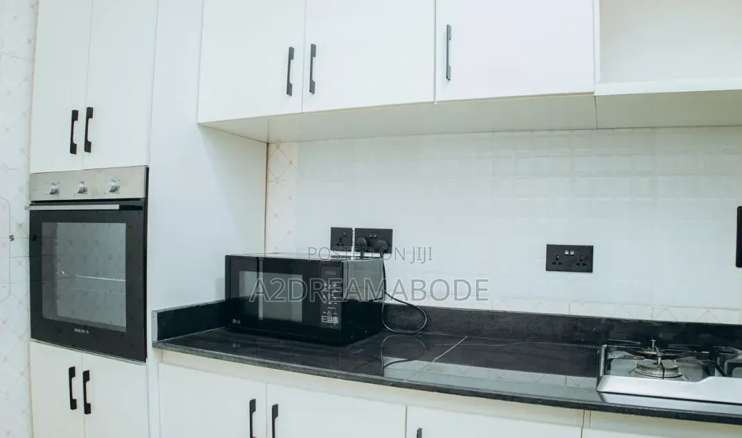 Furnished 3bdrm Apartment in Ikeja, Adeniyi Jones for sale in Adeniyi Jones