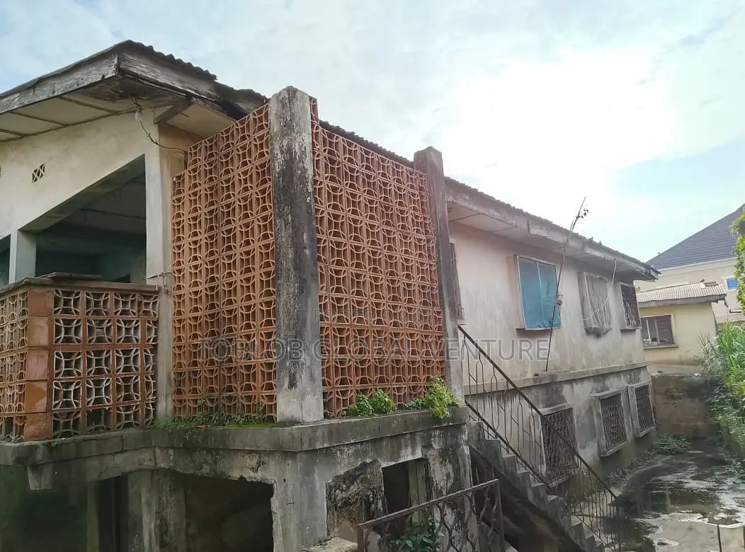 6bdrm House in CHallenge / Ibadan for sale in CHallenge / Ibadan